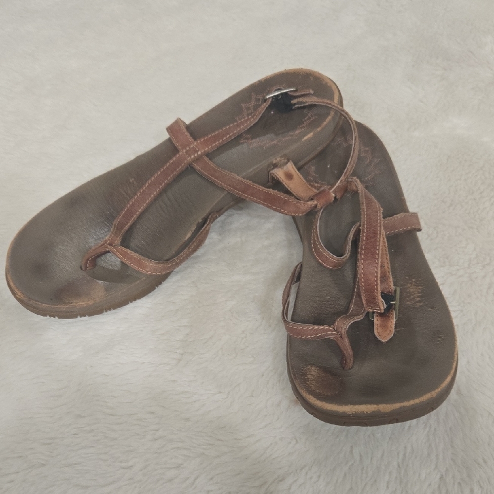 Chaco Brown Women's Sandals